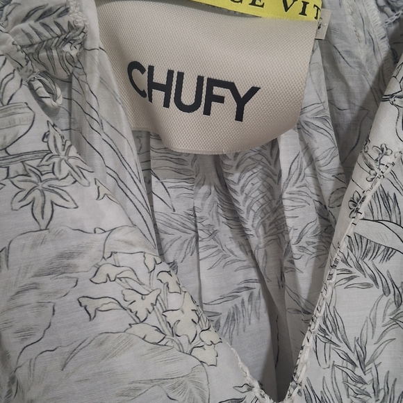 HUF Wome's Gray Tiered Gown with Bishop Sleeves - Picture 10 of 13